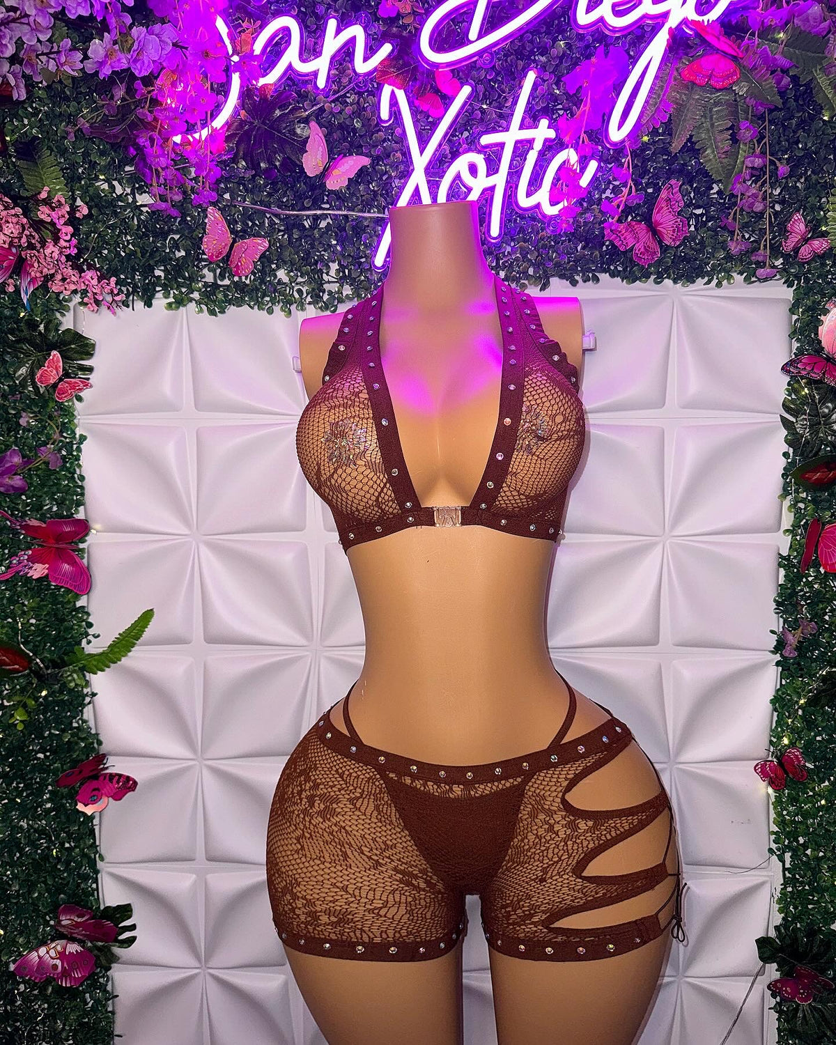 Ms. Daisy 3 Piece Fishnet Lace Shorts Set Front Clasp Bra & Thong